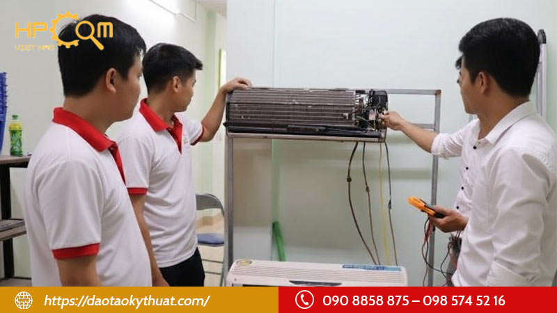 hoc-nghe-dien-lanh-co-tuong-lai-khong