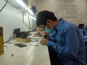 Học sửa chữa điện thoại là sẽ học những gì?