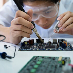 HPCom đào tạo nghề quận 9