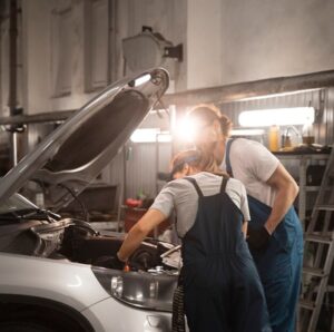 Học nghề ô tô tại tphcm