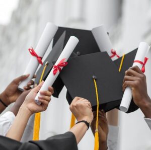 Học trung cấp nghề có được thi đại học không?