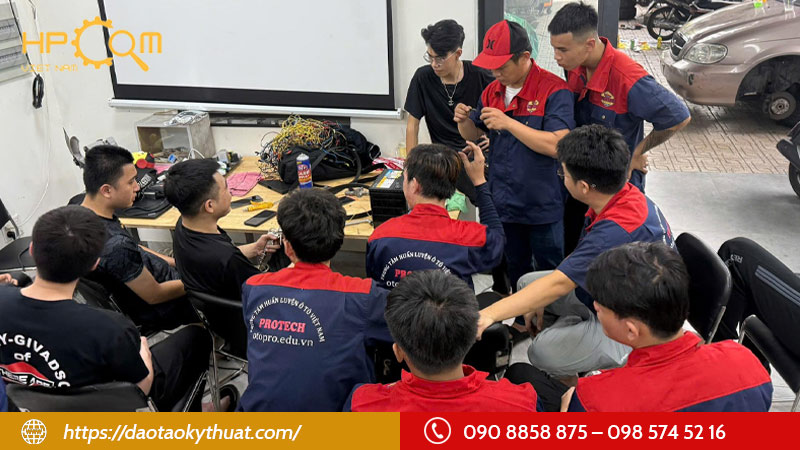 hoc-nghe-de-xin-viec-o-dau-uy-tin