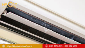 dieu-hoa-bi-chay-nuoc