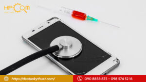 thay-doi-tuong-lai-nho-hoc-nghe-sua-chua-smartphone