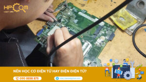 nen-hoc-co-dien-tu-hay-dien-dien-tu