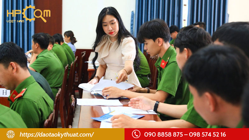 can-chuan-bi-giay-to-gi-de-dang-ky-hoc-nghe