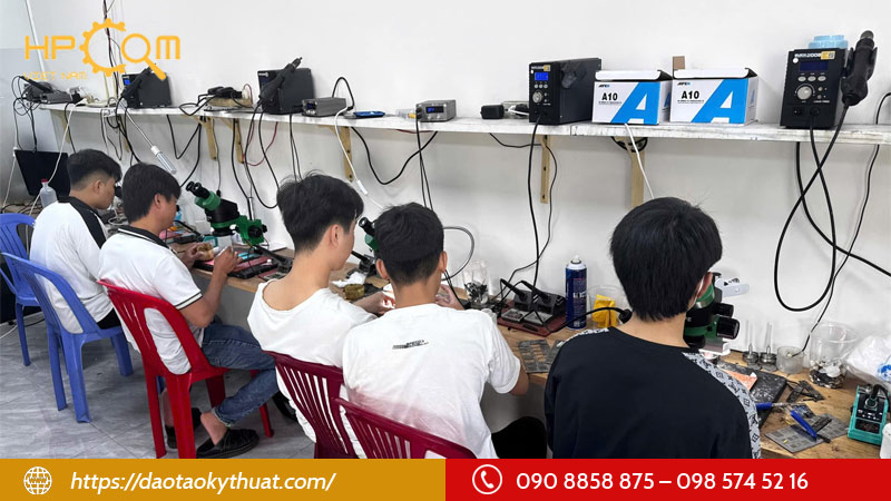 hoc-sua-chua-may-tinh-laptop-tai-hpcom-viet-nam