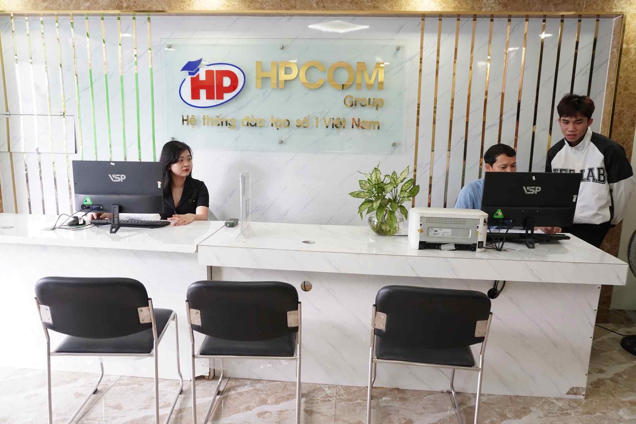 truong-dao-tao-nghe-ky-thuat-hpcom-viet-nam