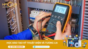 hoc-dao-tao-ky-thuat-dien-va-tuong-lai-cua-nghe
