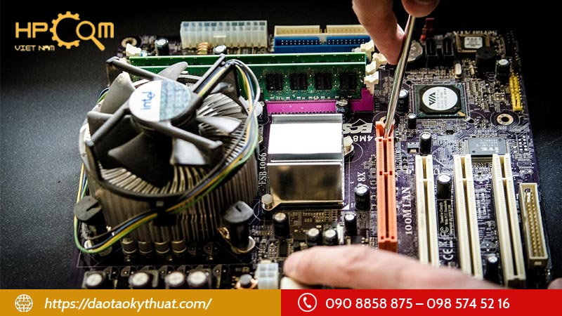 nghe-sua-chua-may-tinh