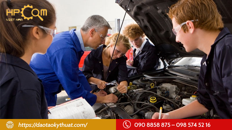 hoc-nghe-chi-phu-hop-voi-nam-gioi