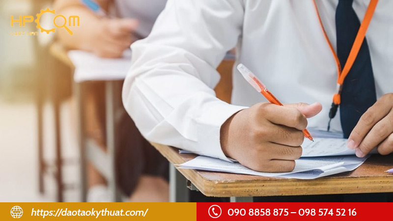 dang-ky-hoc-lai-thi-lai