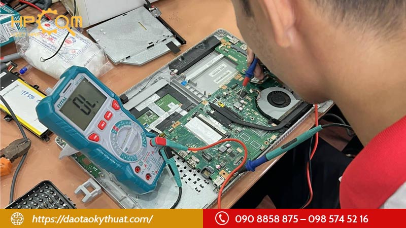 hoc-sua-chua-may-tinh-cap-toc-tai-gpcom-viet-nam-mat-bao-lau