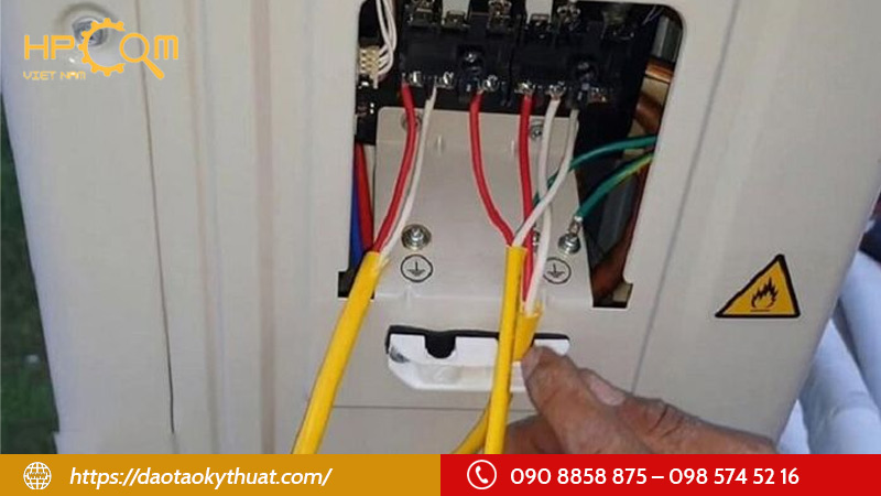 kiem-tra-day-tin-hieu-ket-noi-cam-bien