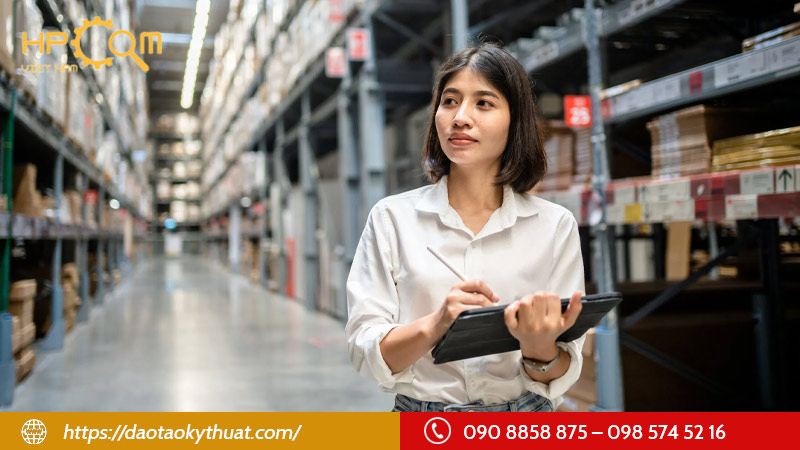 thach-thuc-con-gai-co-the-gap-phai-khi-hoc-va-lam-logistics