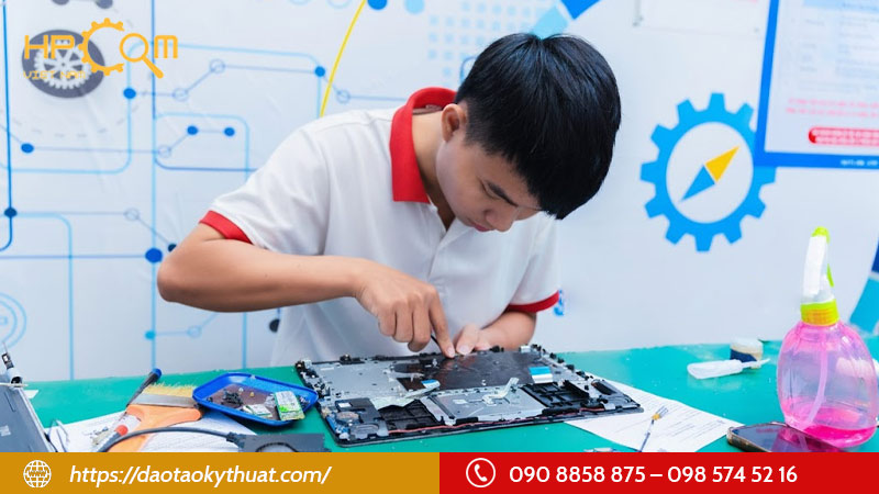 hpcom-viet-nam-mo-lop-hoc-sua-chua-may-tinh-thu-duc