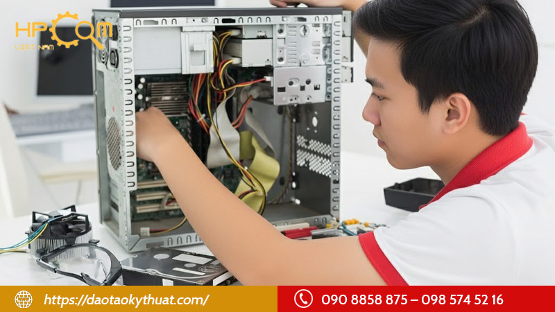 chi-phi-hoc-sua-chua-may-tinh-co-cao-khong