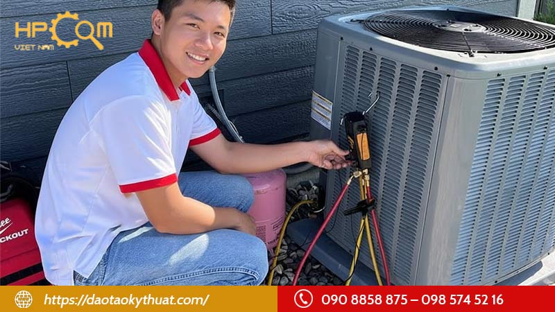 hoc-nghe-dien-lanh-co-kho-khong