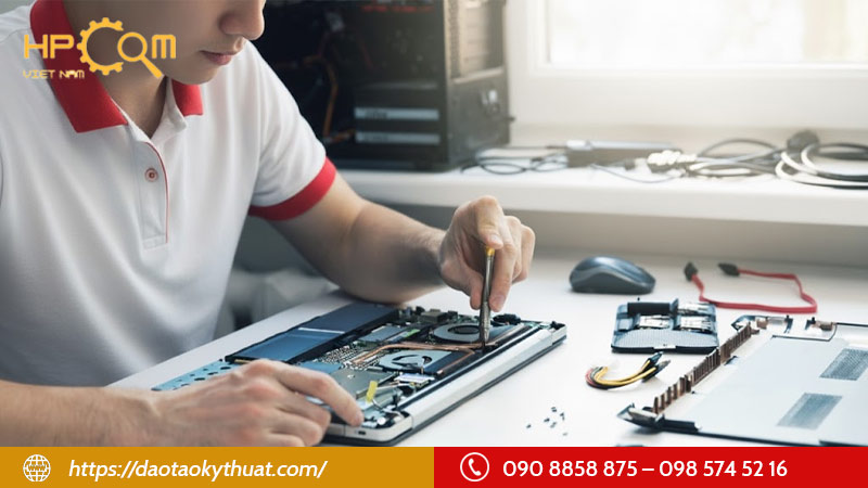 hoc-nghe-sua-chua-laptop-gom-nhung-gi