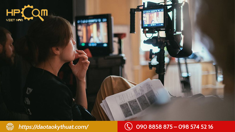 nganh-san-khau-dien-anh-va-dien-xuat