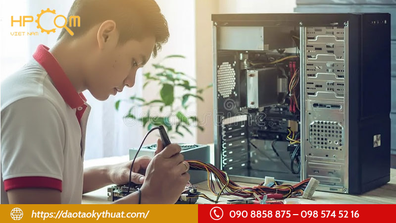 vi-sao-nen-chon-hoc-sua-chua-may-tinh-tai-hpcom-viet-nam