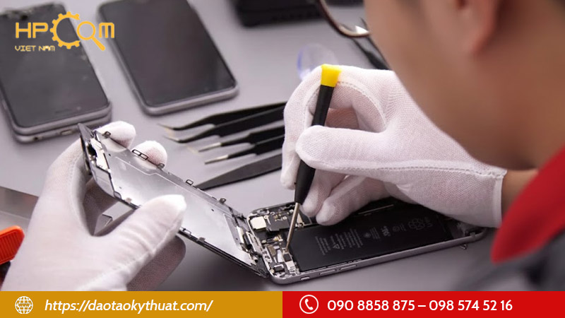 ky-nang-can-co-de-sua-chua-phan-cung-dien-thoai