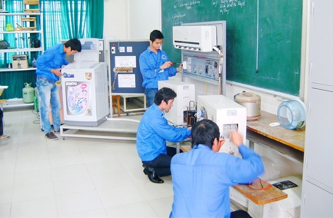 Đào tạo nghề sửa chữa điện lạnh