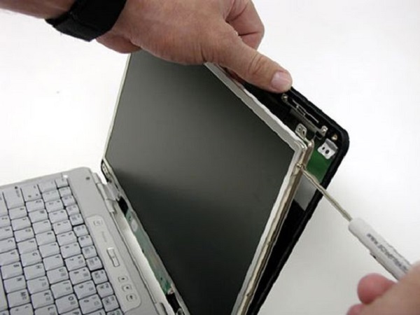 ngành sửa chữa laptop